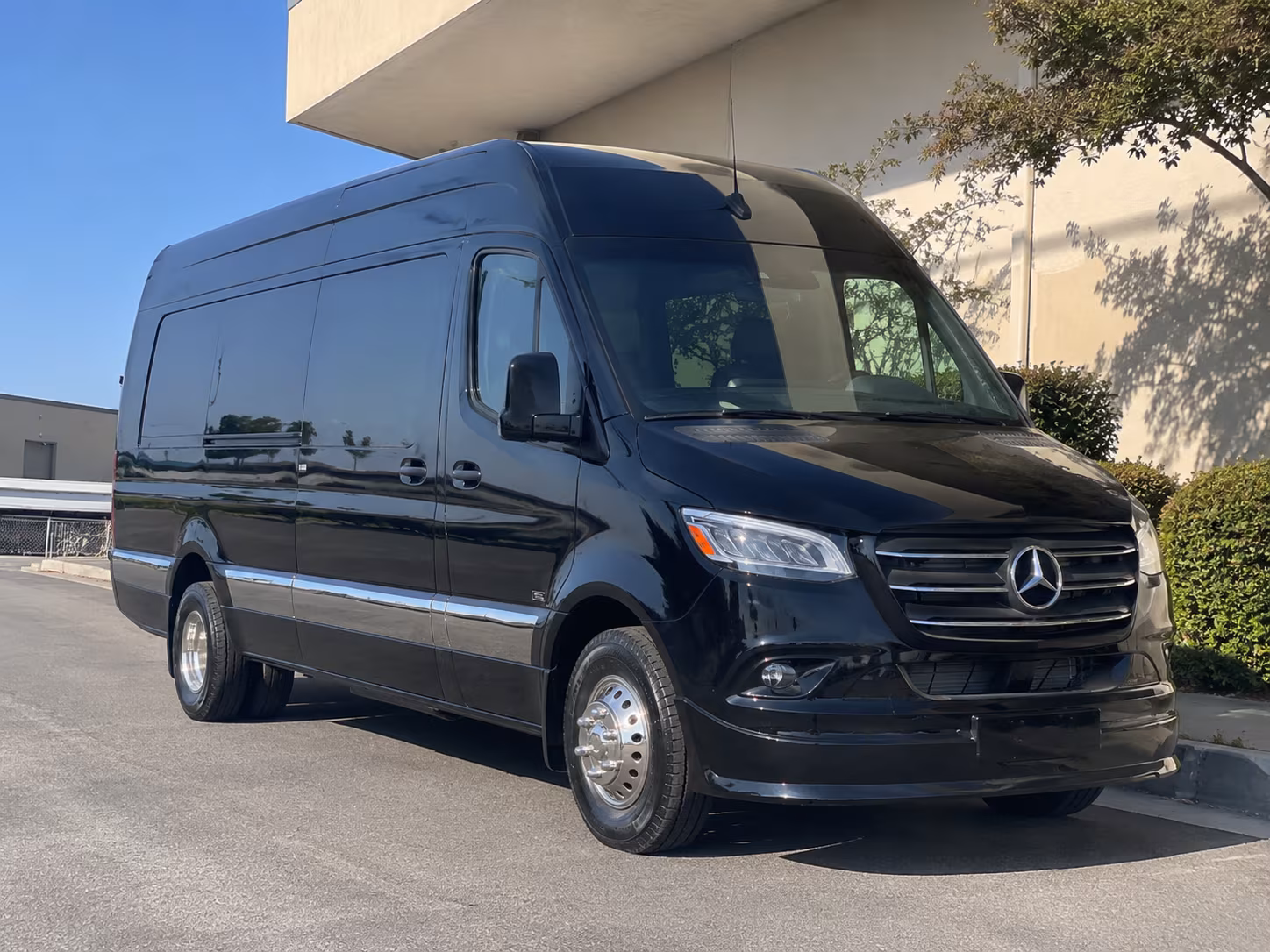 bus rental options for gainesville trips