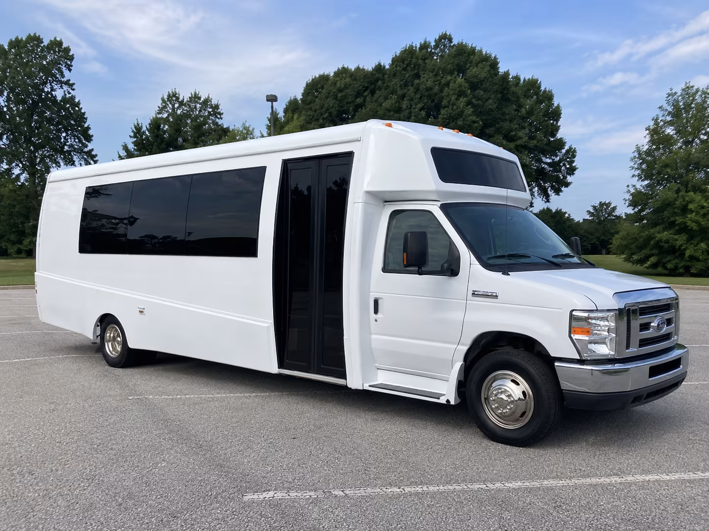 gainesville 18 passenger party bus