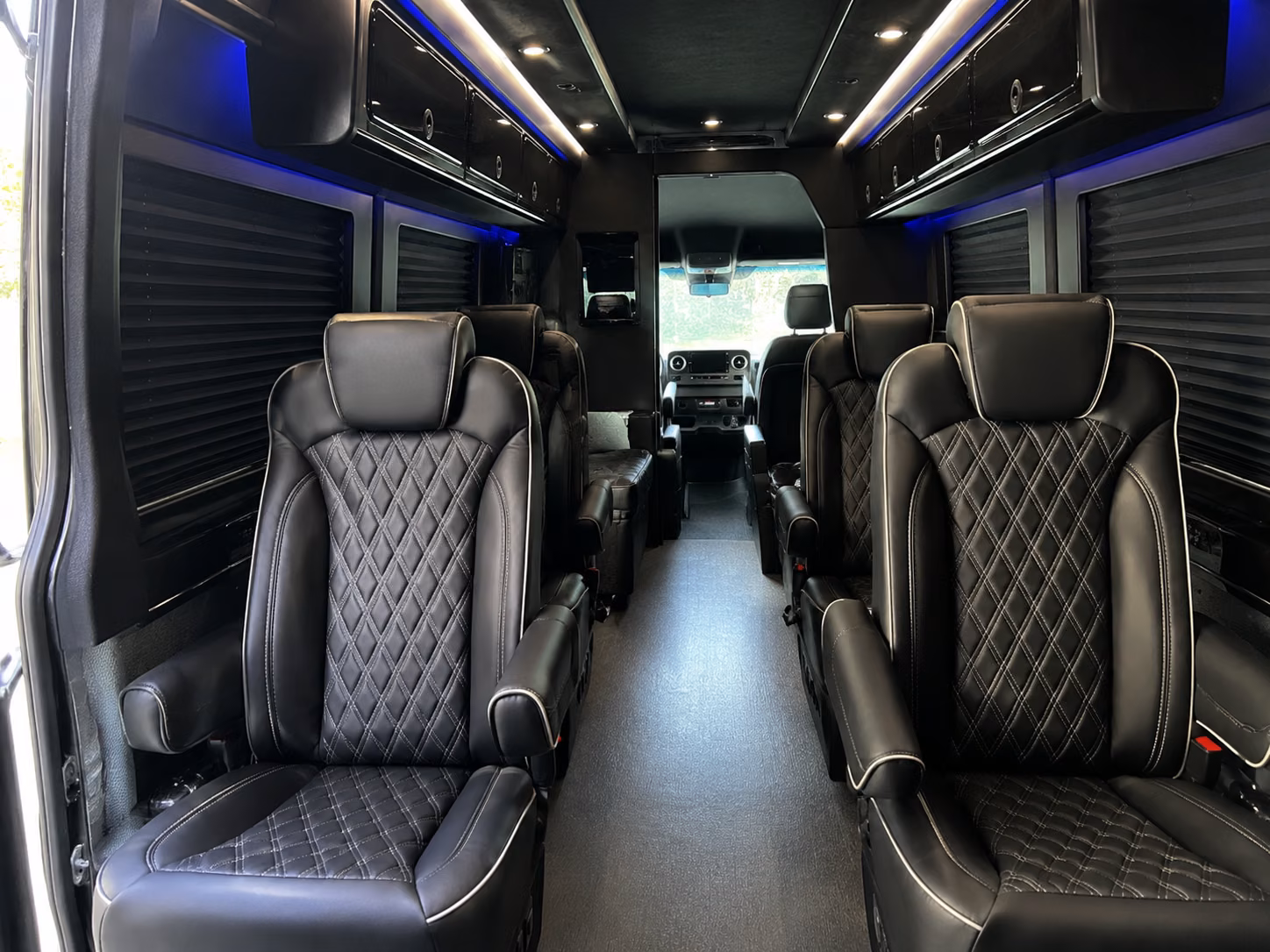 reserve transportation for your next prom 1