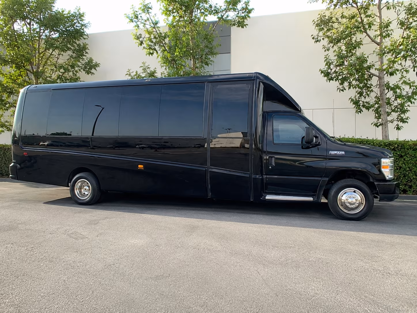 reserve transportation for your next sporting event 1